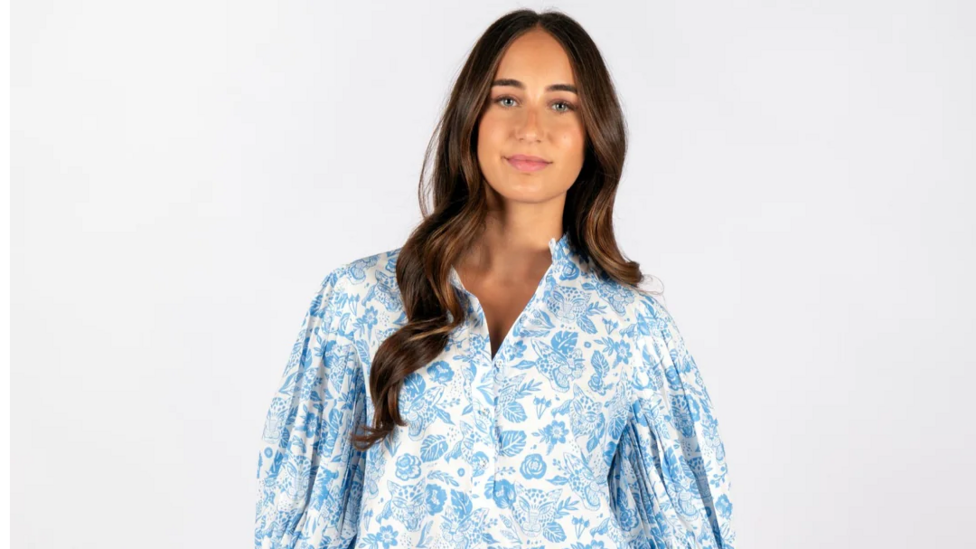 Memeluk nuansa Aqua: Ubah penampilan dengan warna biru halus Memeluk nuansa Aqua: Ubah penampilan dengan warna biru halus