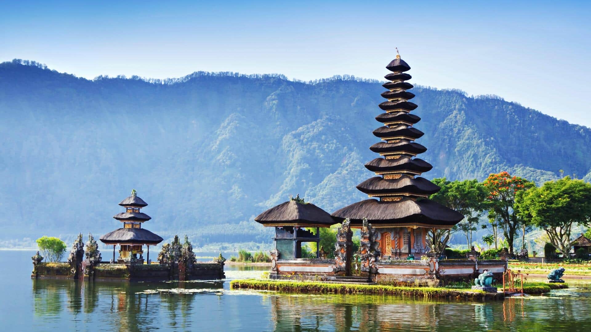 Tempat liburan favorit bintang Hollywood di Indonesia