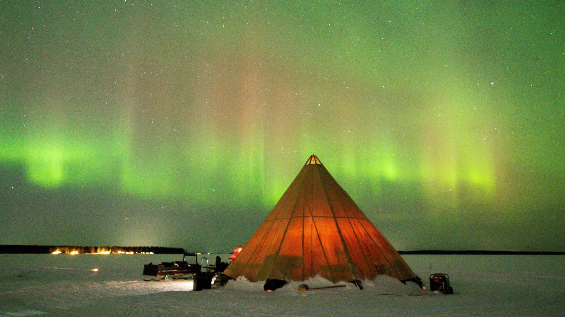 Menikmati Aurora di Musim Dingin Swedia