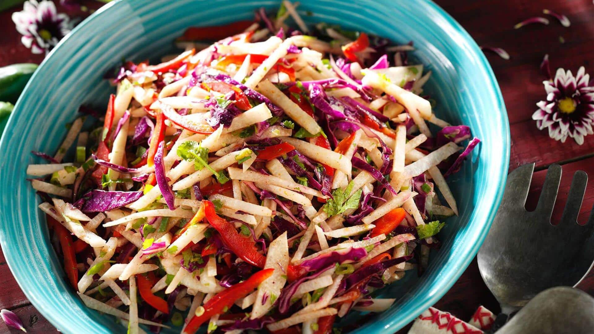 Menikmati Kelezatan Jicama Slaw
