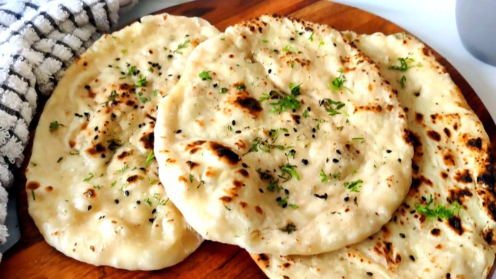 Cara Meningkatkan Pengalaman Kuliner dalam Menikmati Roti Naan Cara Meningkatkan Pengalaman Kuliner dalam Menikmati Roti Naan