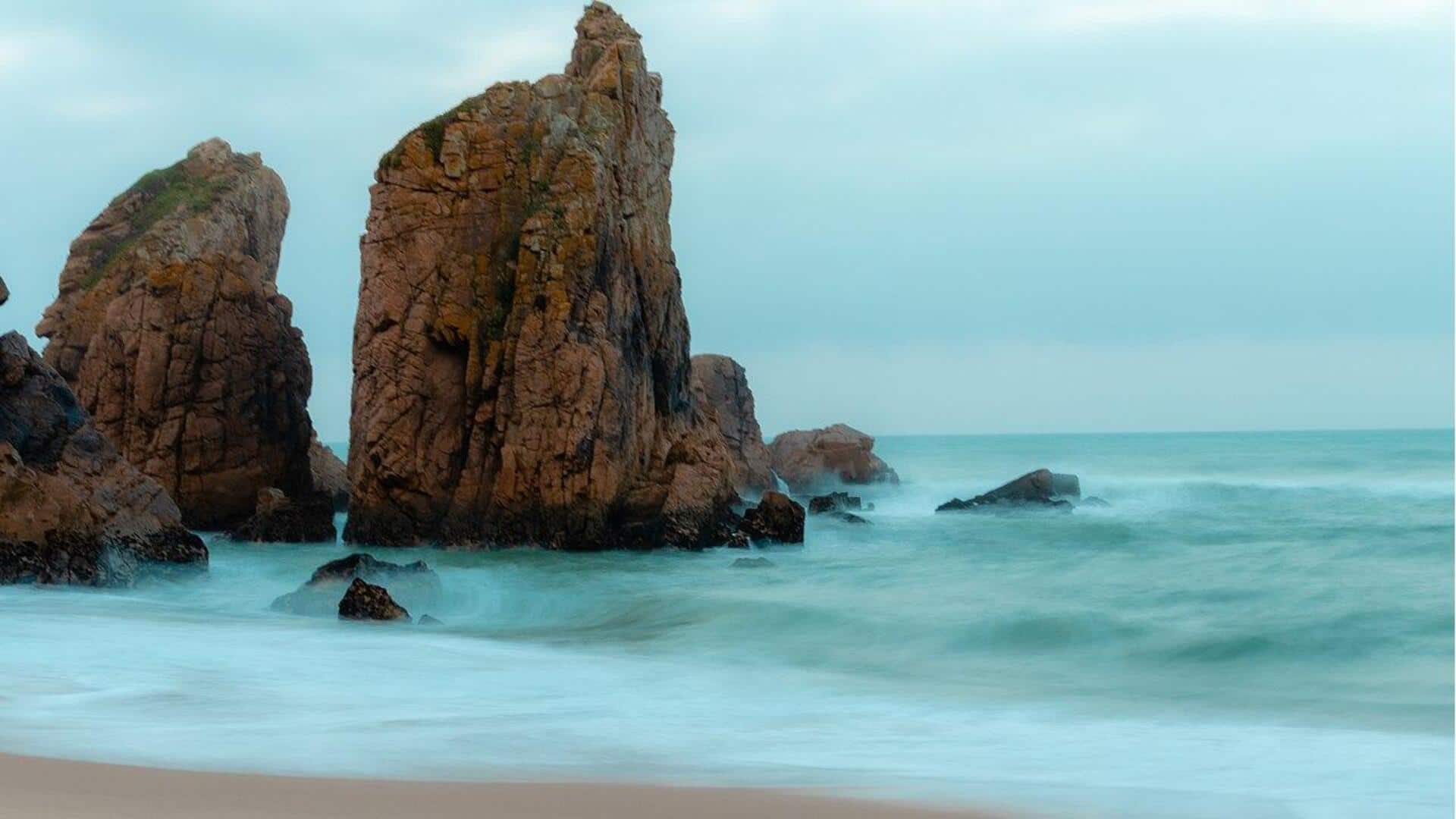Menemukan Pantai-Pantai Rahasia di Portugal