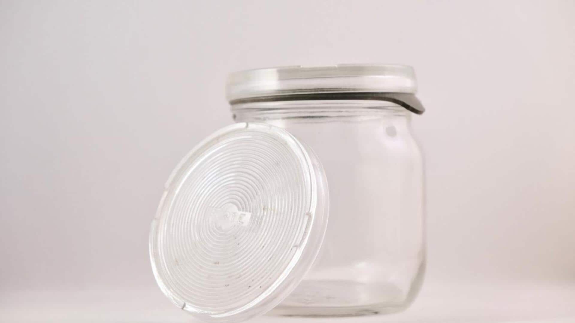 Lima cara kreatif memanfaatkan kembali toples kaca kosong