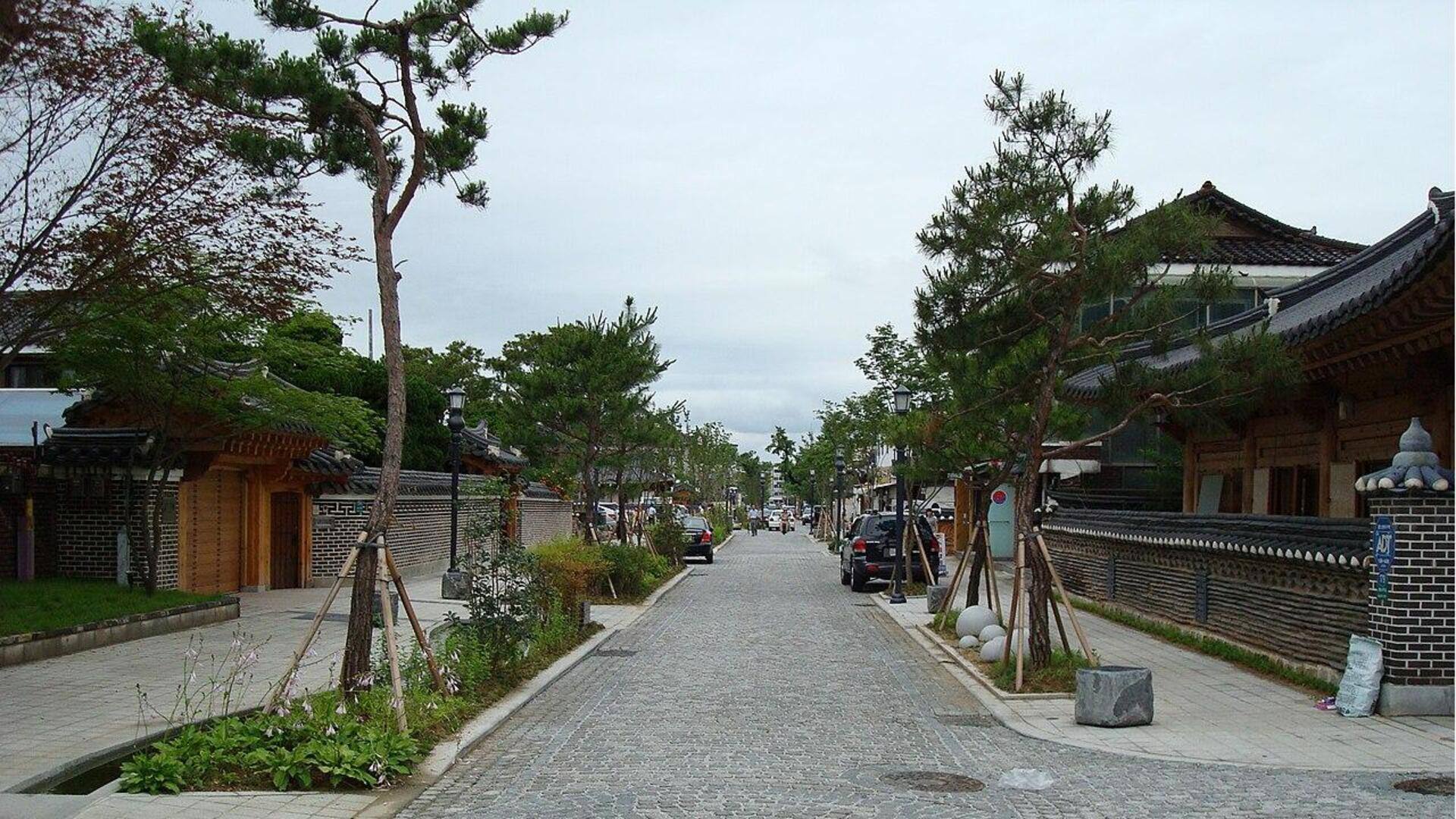 Mendalami Budaya di Kampung-Kampung Hanok Seoul