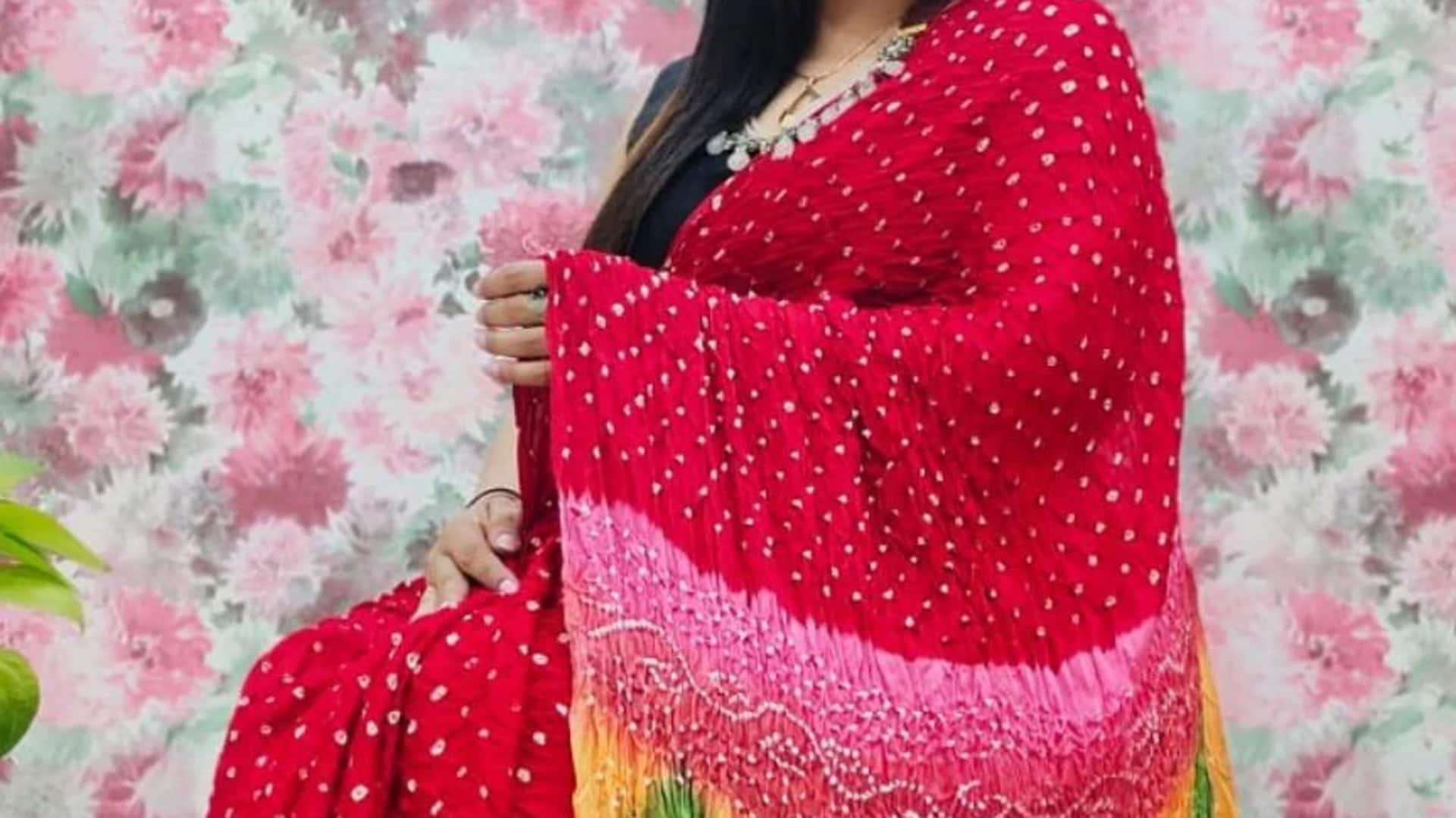 Cara modern memakai Bandhani India