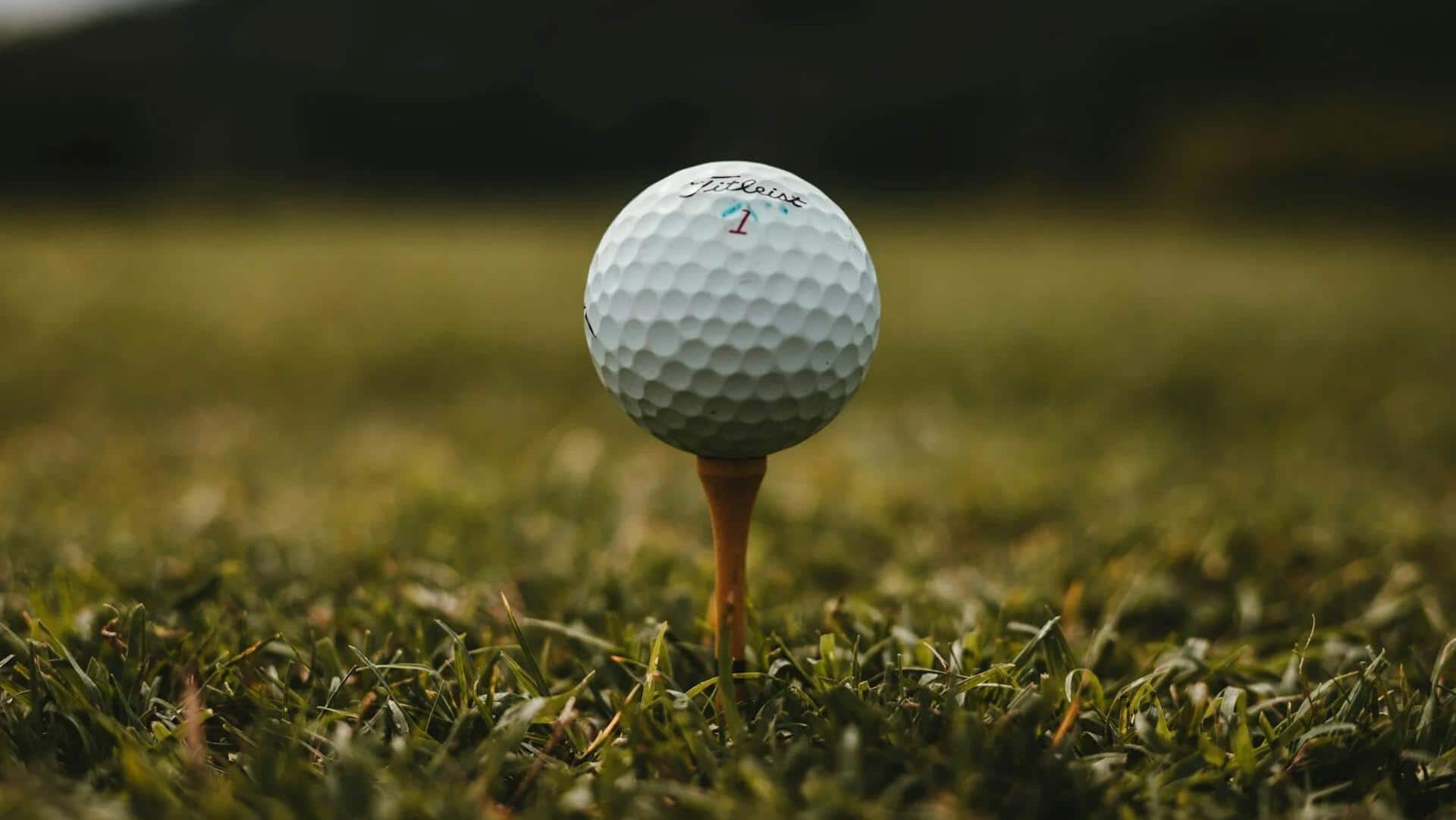 Memahami Cara Kerja dan Bentuk Unik dari Bola Golf Memahami Cara Kerja dan Bentuk Unik dari Bola Golf