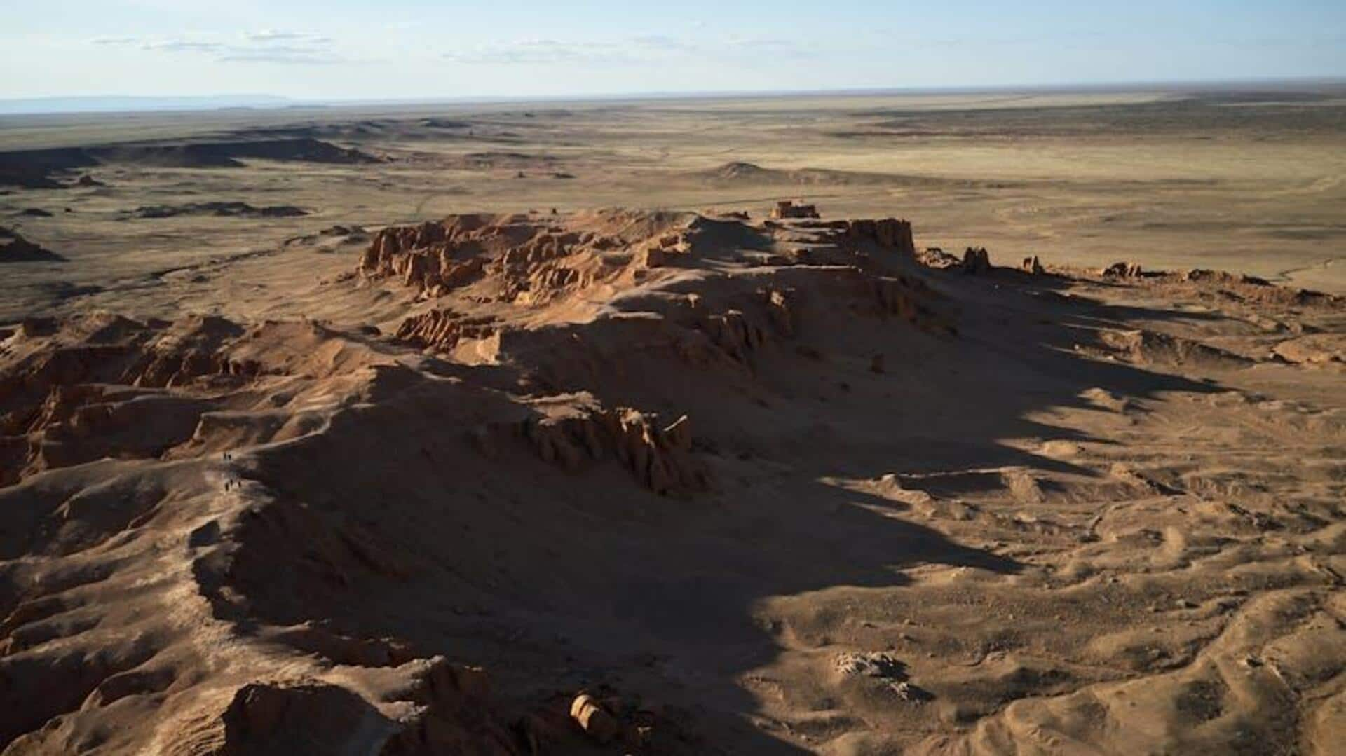 Menjelajahi Keajaiban Gobi Gurvansaikhan, Mongolia