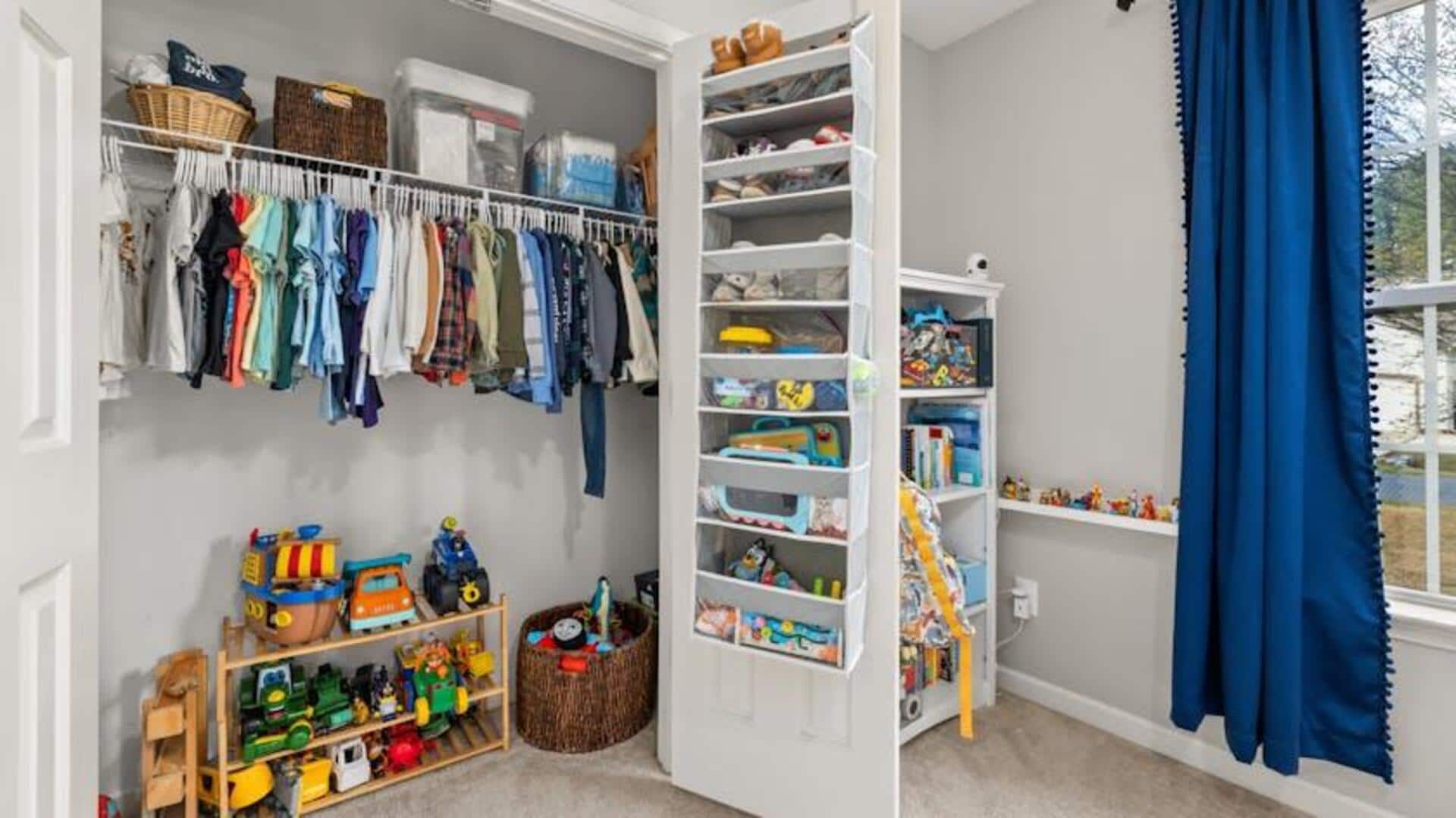 Harumkan lemari Anda dengan sachet lavender buatan sendiri