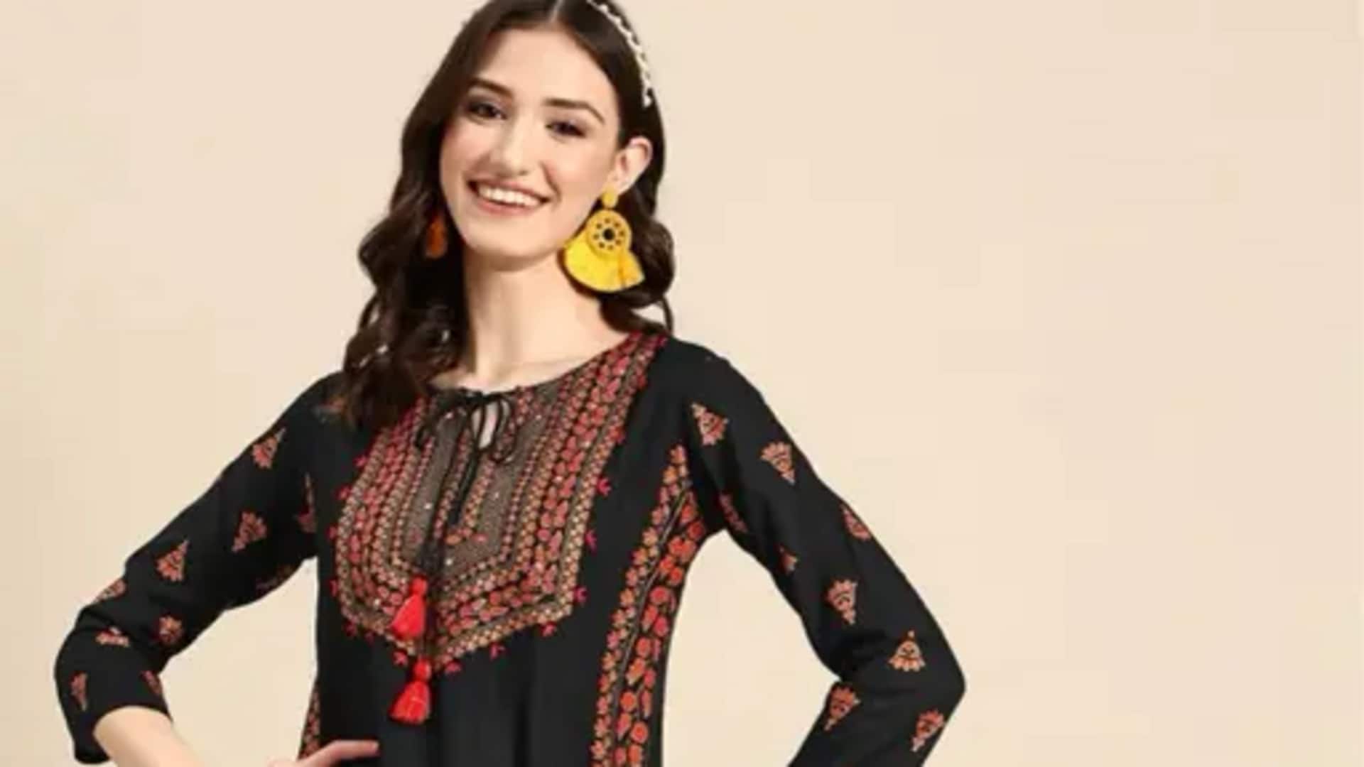 Kurti katun untuk malam perayaan yang hangat