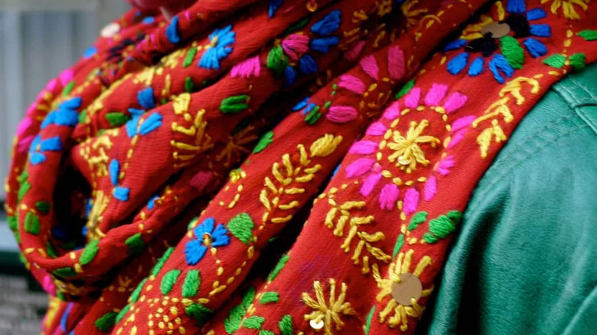 Bordir India: Memperindah gaya sepanjang musim