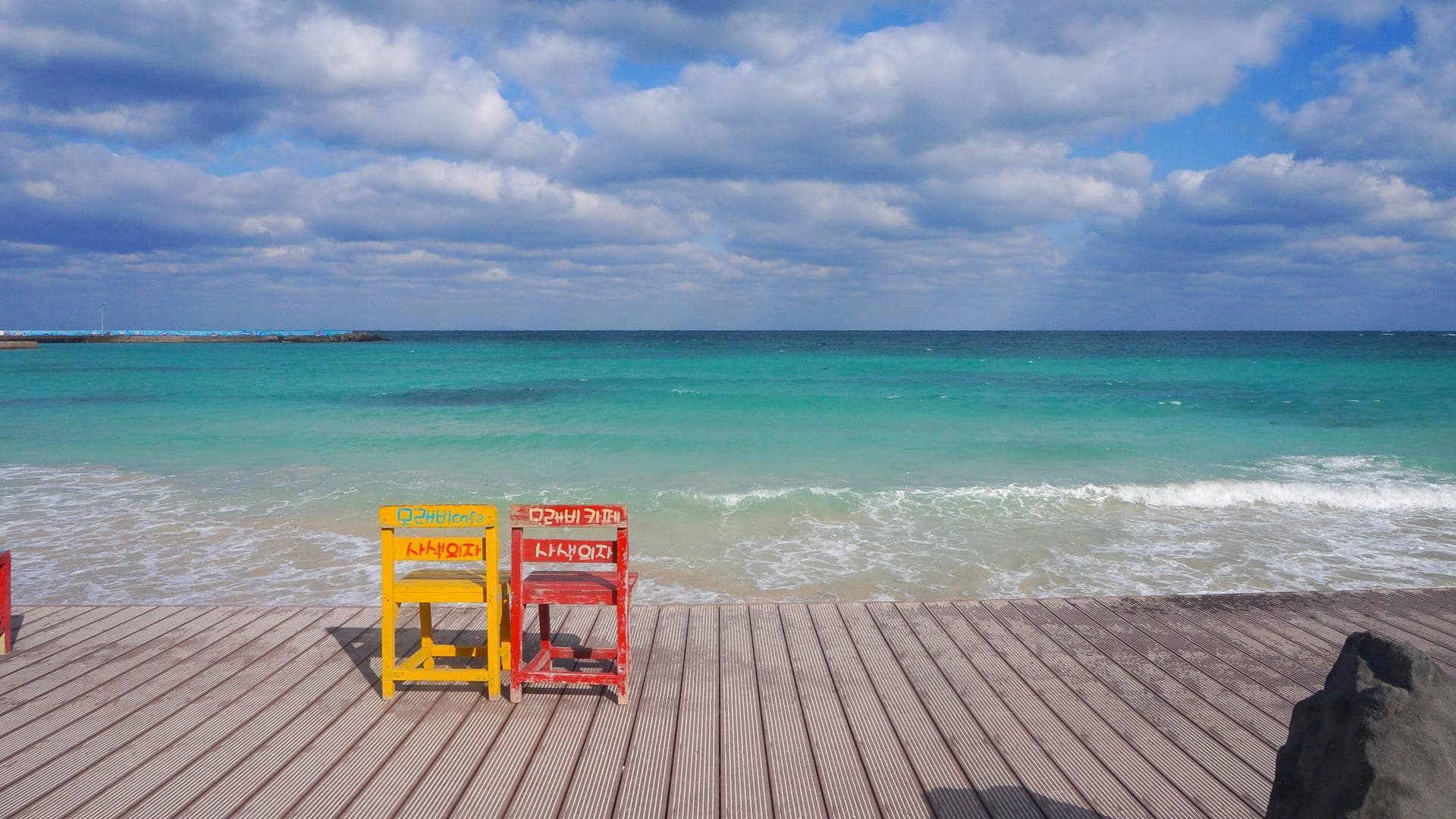 Lima Pantai di Pulau Jeju, Korea Selatan yang Wajib Dikunjungi 