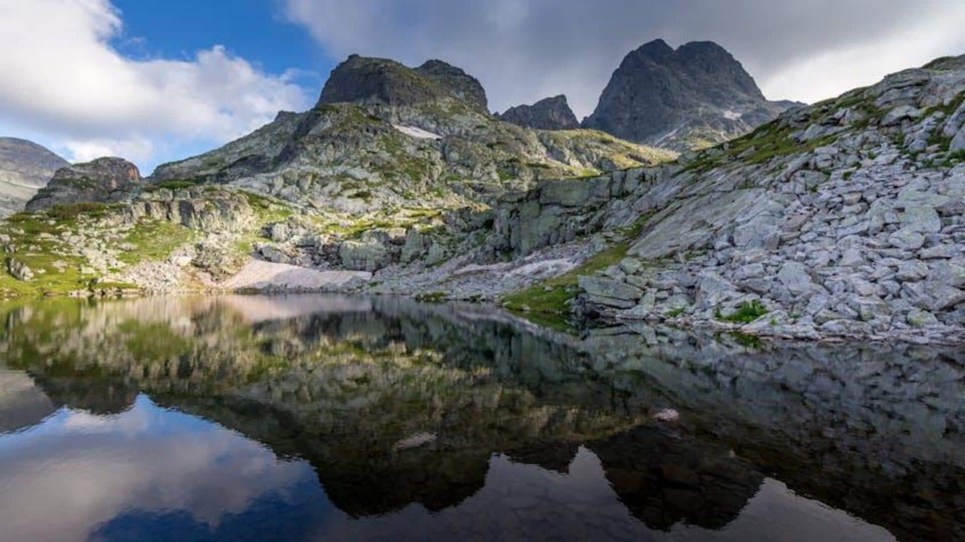 Menjelajahi Keindahan Biara Rila di Bulgaria