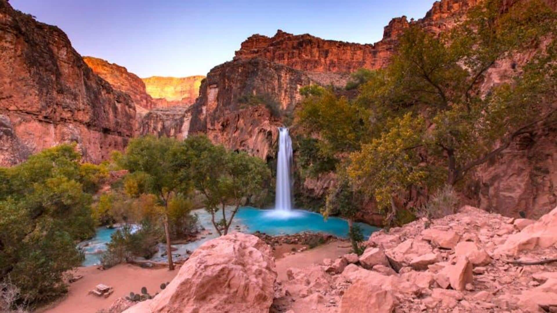 Menikmati Keindahan Havasu Falls, Arizona, AS