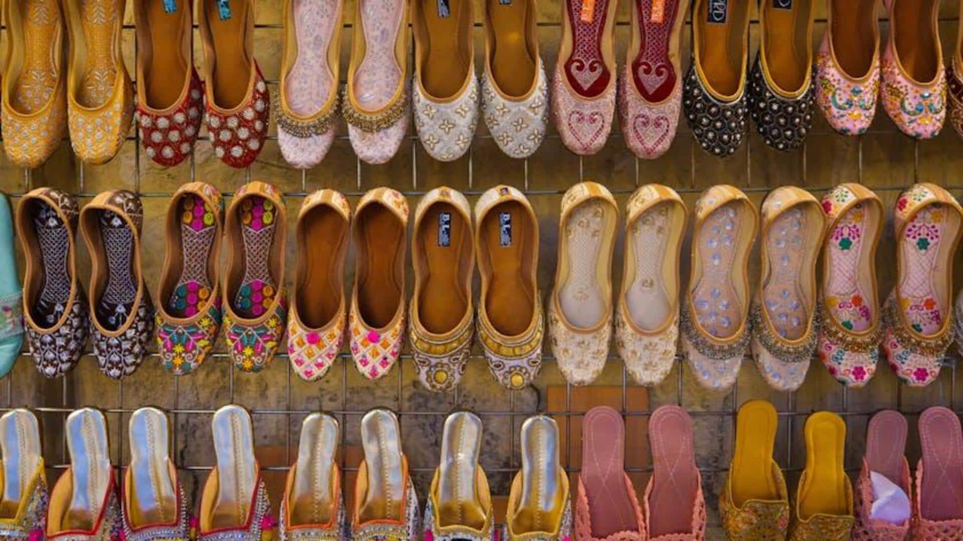 Sepatu Ramah Lingkungan dengan Pola Tekstil Budaya Sepatu Ramah Lingkungan dengan Pola Tekstil Budaya