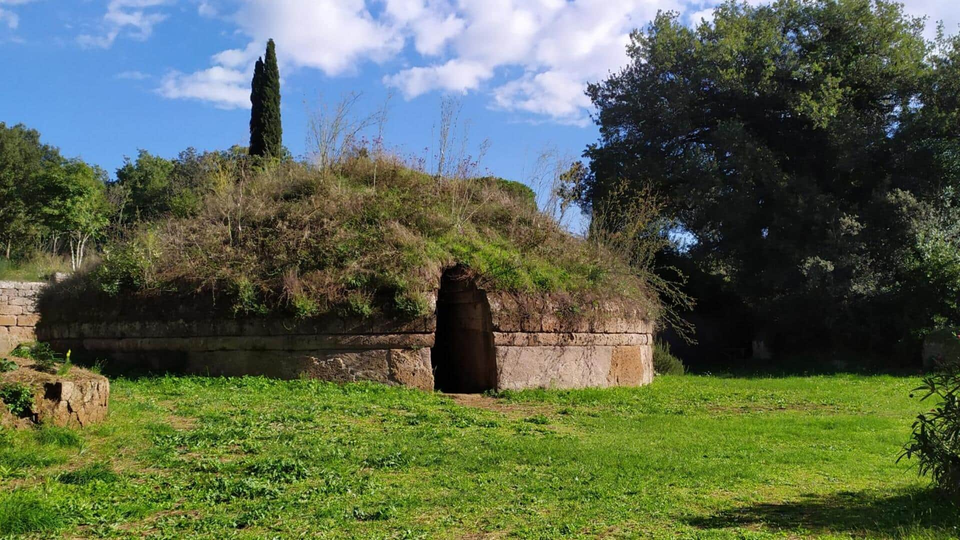 Menjelajahi Desa-Desa di Jalur Etruscan Italia