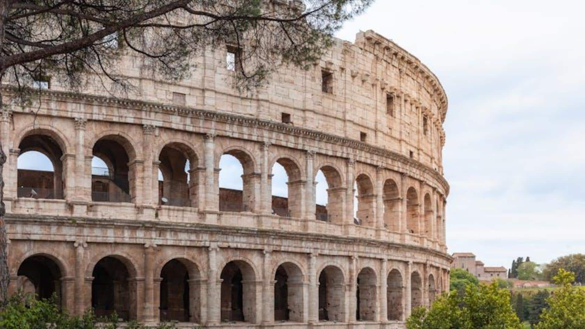 Lima Amfiteater Kuno yang Menakjubkan di Italia