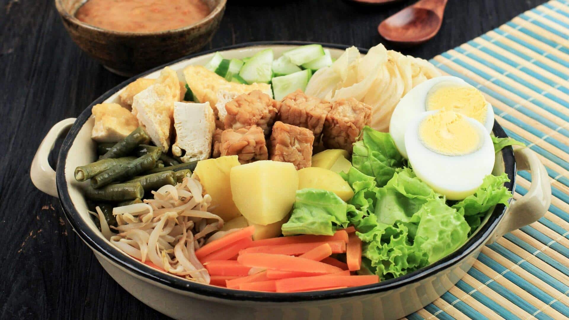Variasi Gado-Gado dari Berbagai Wilayah di Indonesia