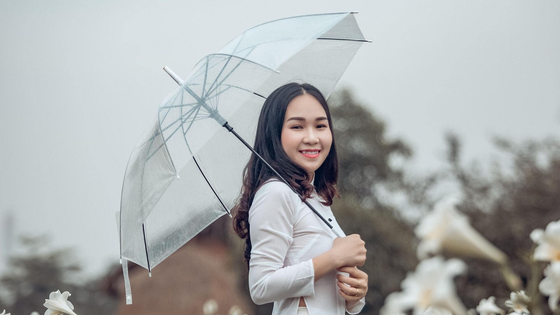 Kain musim hujan untuk kenyamanan dan gaya
