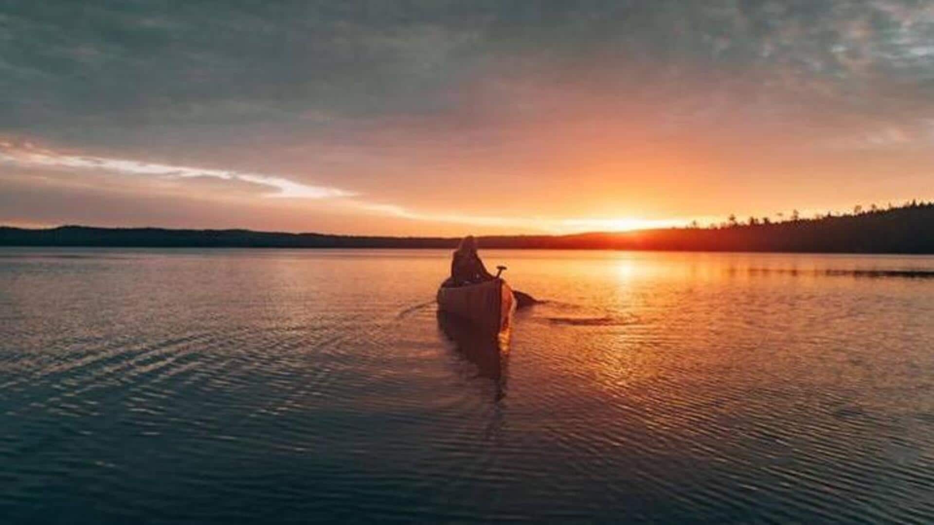 Panduan Dalam Mengarungi Sinar Matahari Tengah Malam Tromso Dengan Kayak