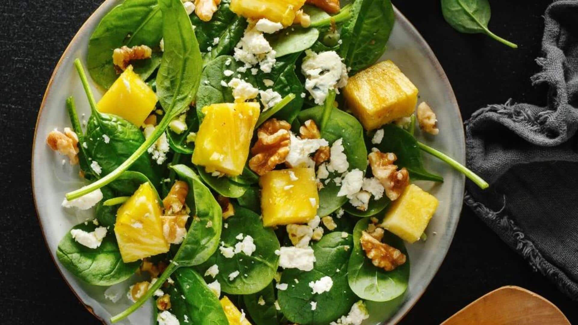 Berikan Sentuhan Tropis pada Salad Sayuran dengan Tambahan Nanas
