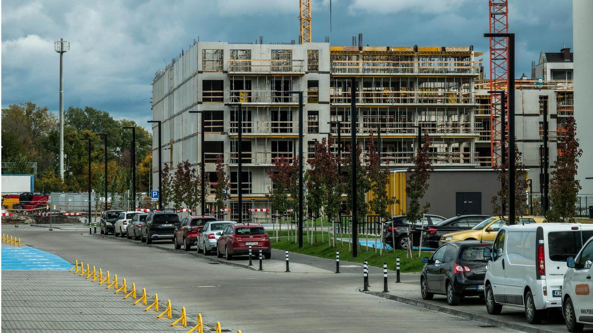 Kuasai Parkir Paralel dengan 5 Tips Mudah Ini