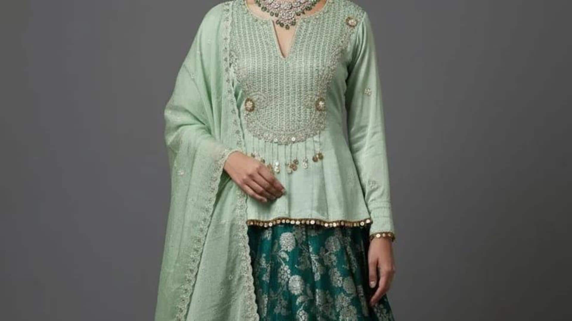 Lehenga brokat yang cantik: Panduan gaya