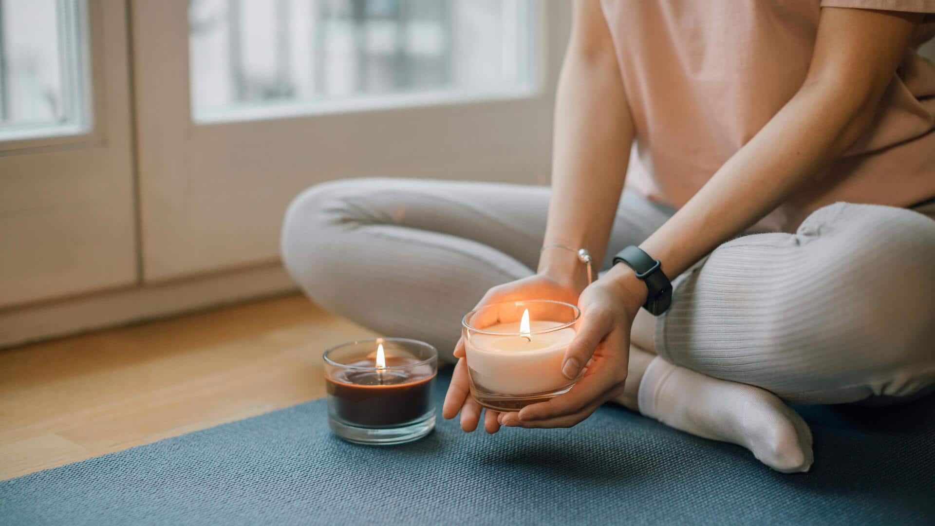 Meningkatkan fokus dengan meditasi lilin Meningkatkan fokus dengan meditasi lilin