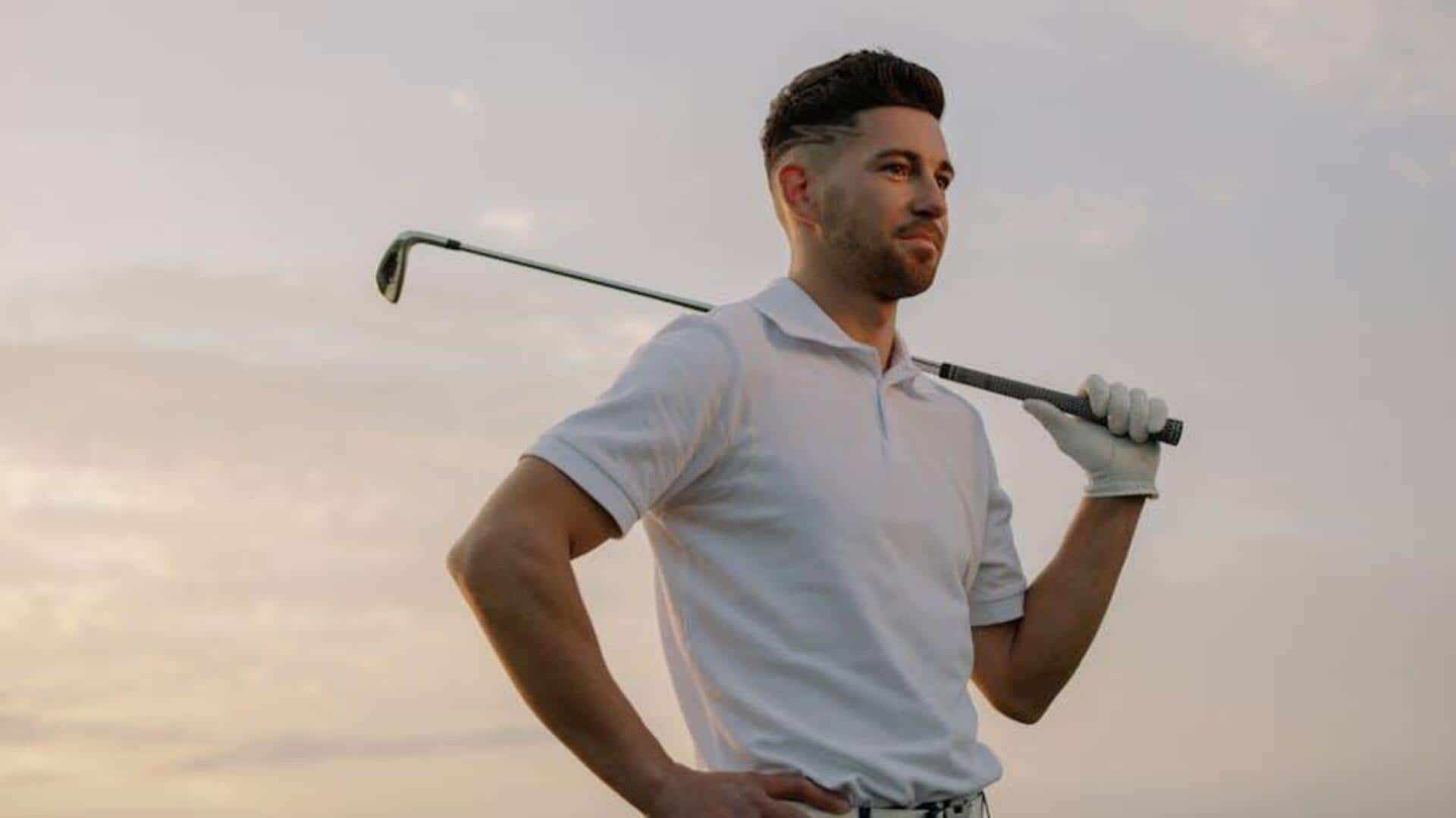 Mengapa pegolf memakai pakaian berwarna terang di hari cerah?