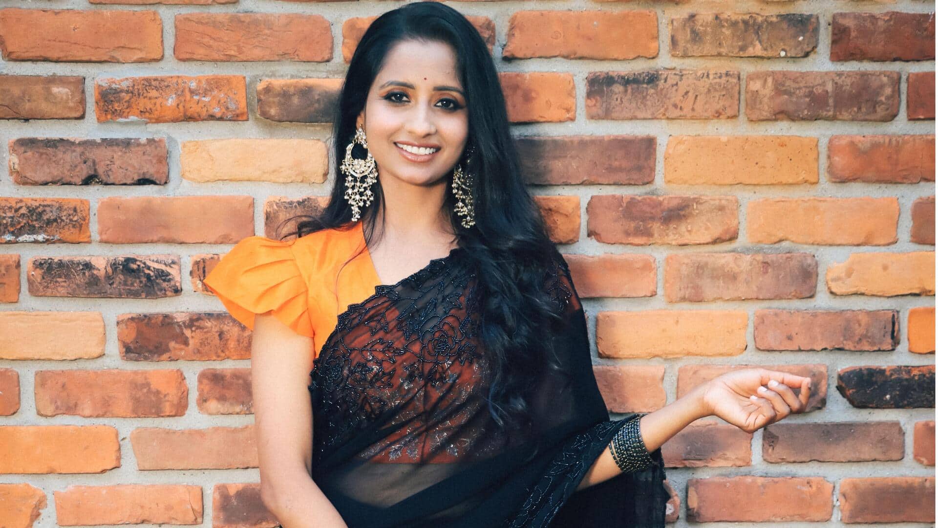 Gaya rambut kontemporer untuk busana tradisional India