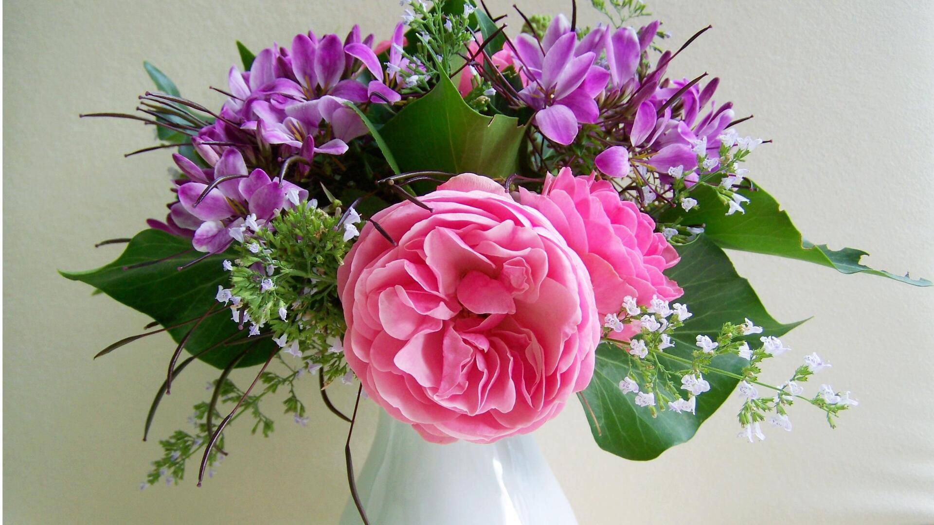 Memperpanjang umur bunga potong dengan teh sisa