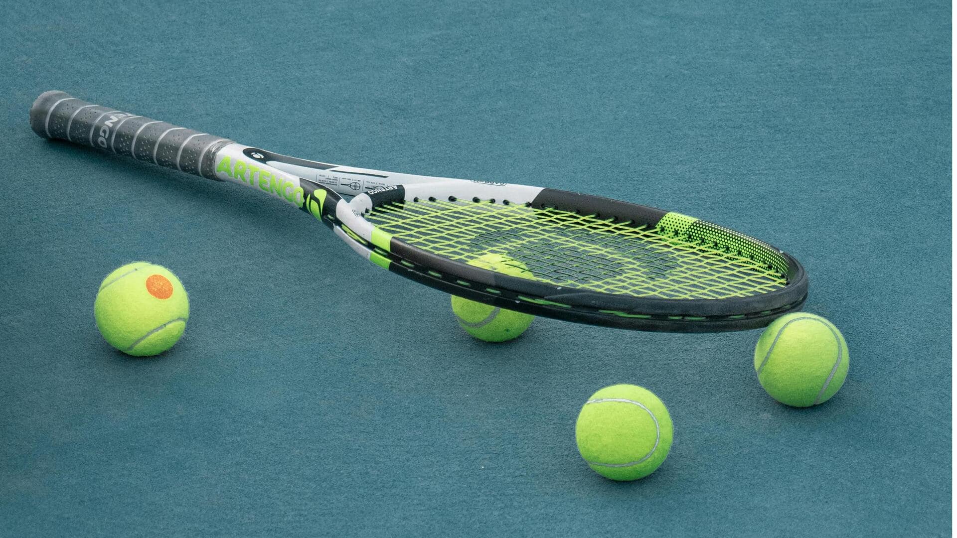 Pengaruh bulu bola tenis pada kecepatan permainan
