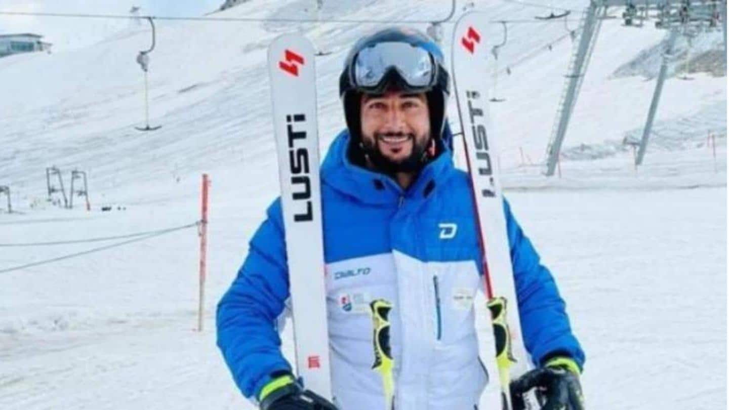 Siapakah pemain ski gunung Alpen Arif Mohammed Khan?