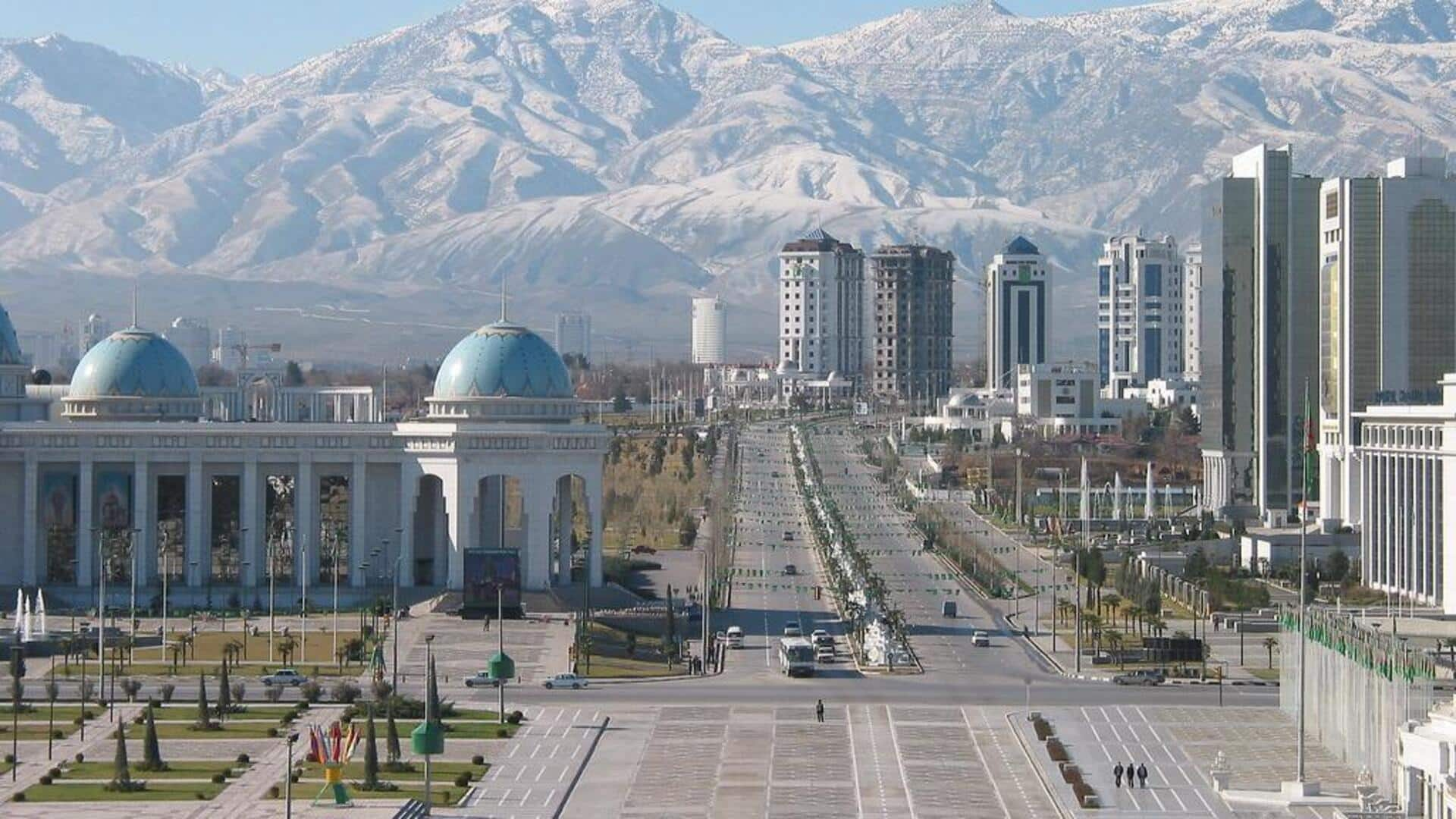 Menjelajahi keindahan Ashgabat, Turkmenistan