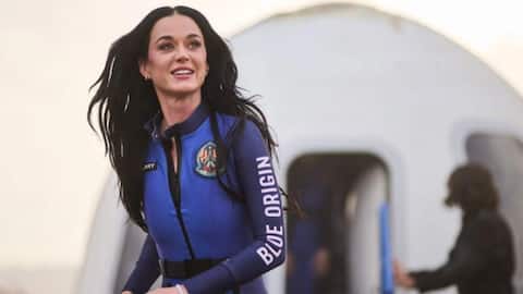 Katy Perry mengatakan reaksi keras baru-baru ini membuatnya 'hancur dan terluka' Katy Perry mengatakan reaksi keras baru-baru ini membuatnya 'hancur dan terluka'