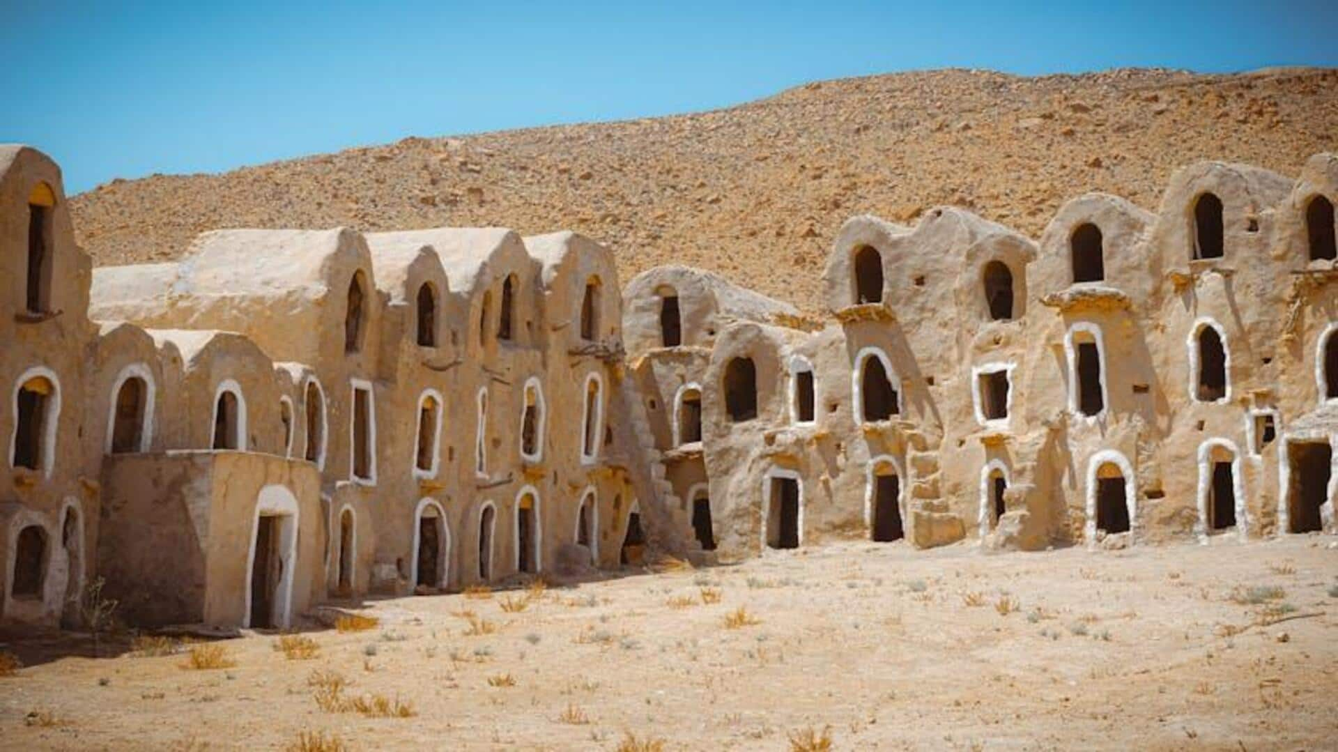 Menjelajahi Keindahan Gurun Putih Ksar Ghilane, Tunisia