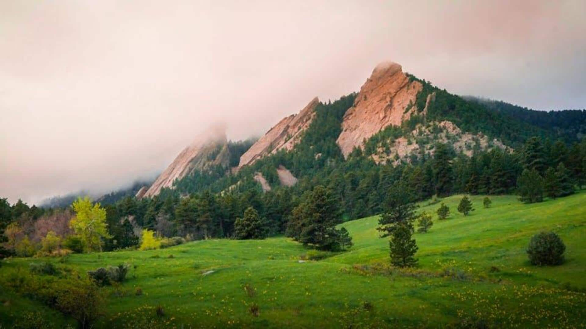 Menjelajahi Keindahan Flatirons dan Jalur Indah di Boulder, Colorado, AS