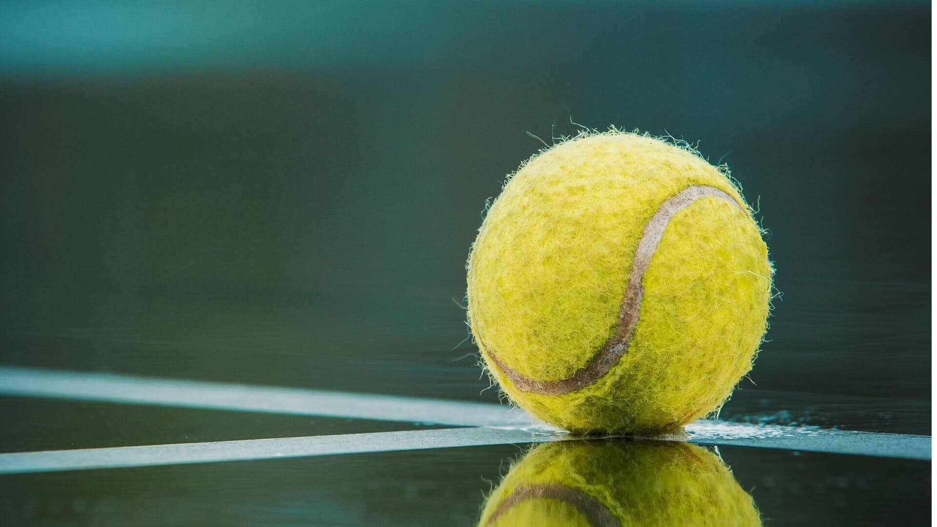 Keajaiban lemparan bola tenis