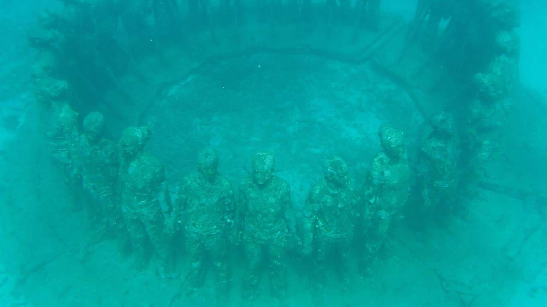 Patung Bawah Laut yang Wajib Dilihat di Grenada