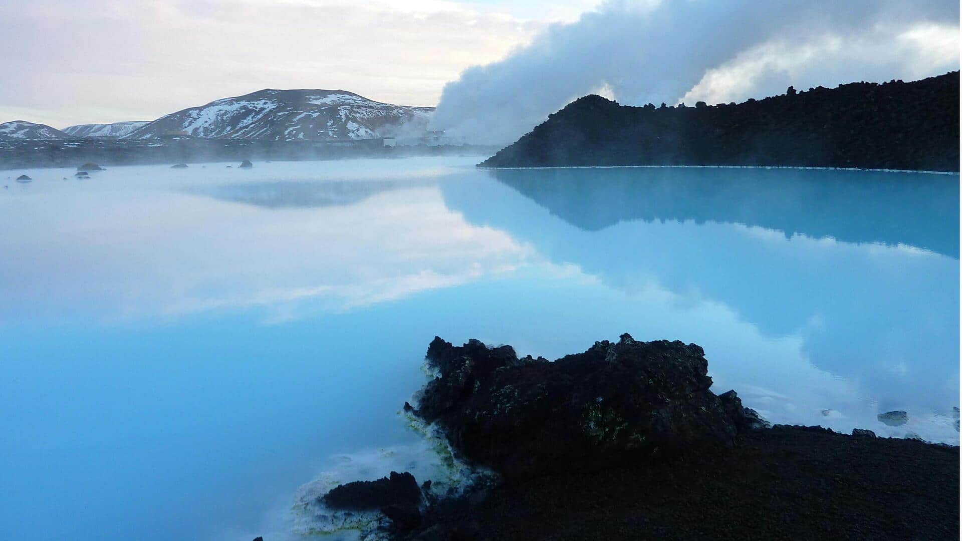 Pemandian Air Panas Islandia: Mandi Alam Jauh dari Keramaian Pemandian Air Panas Islandia: Mandi Alam Jauh dari Keramaian