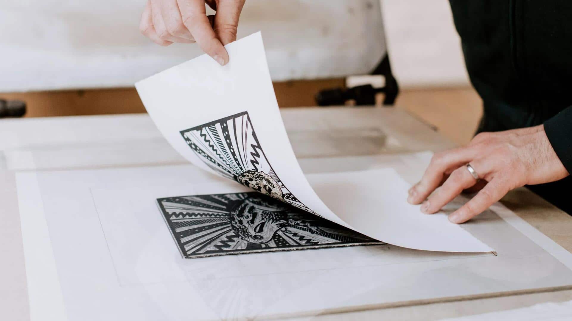 Mengungkap Lima Tekstur Unik dalam Teknik Mono Print