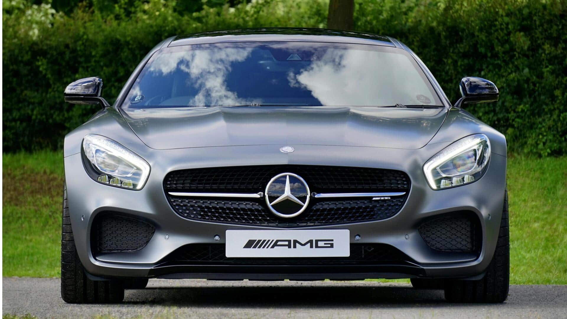 Mobil Mewah Eropa dengan Teknologi Mengejutkan