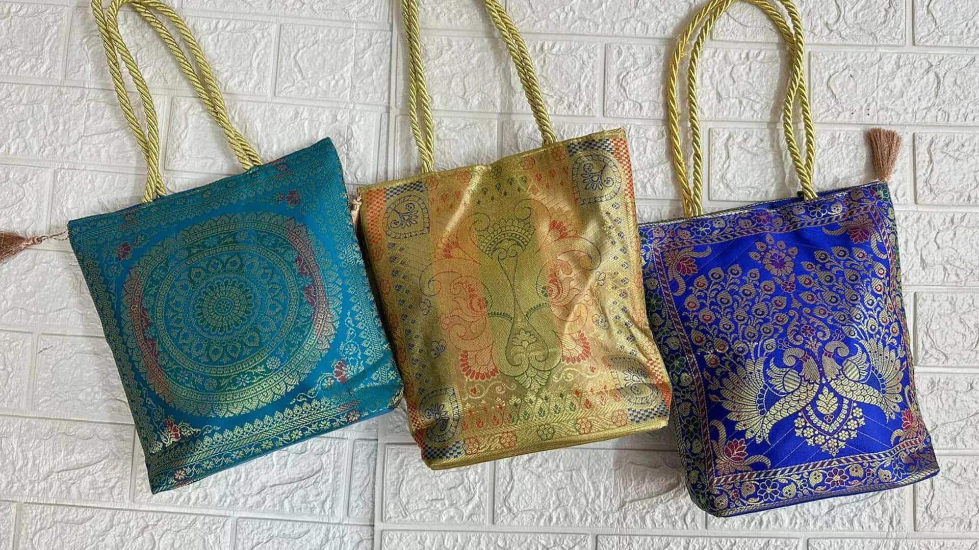 Manfaatkan tekstur Banarasi untuk tas modern