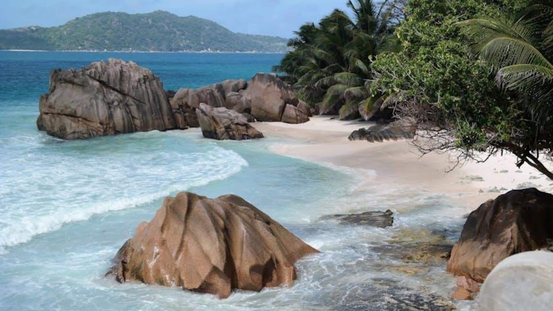 Pantai Tersembunyi di Kepulauan Seychelles untuk Liburan Pulau yang Tenang