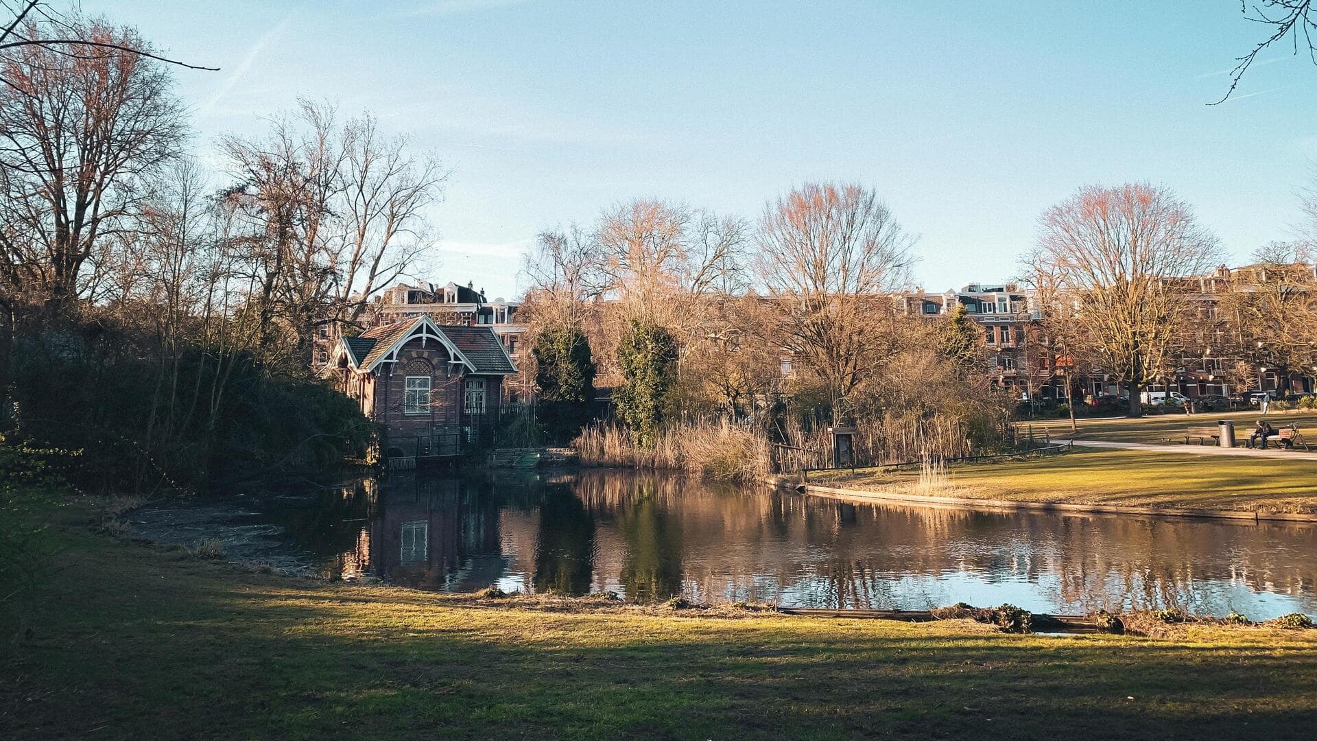 Lima Taman Umum Berwarna-warni di Amsterdam Pusat
