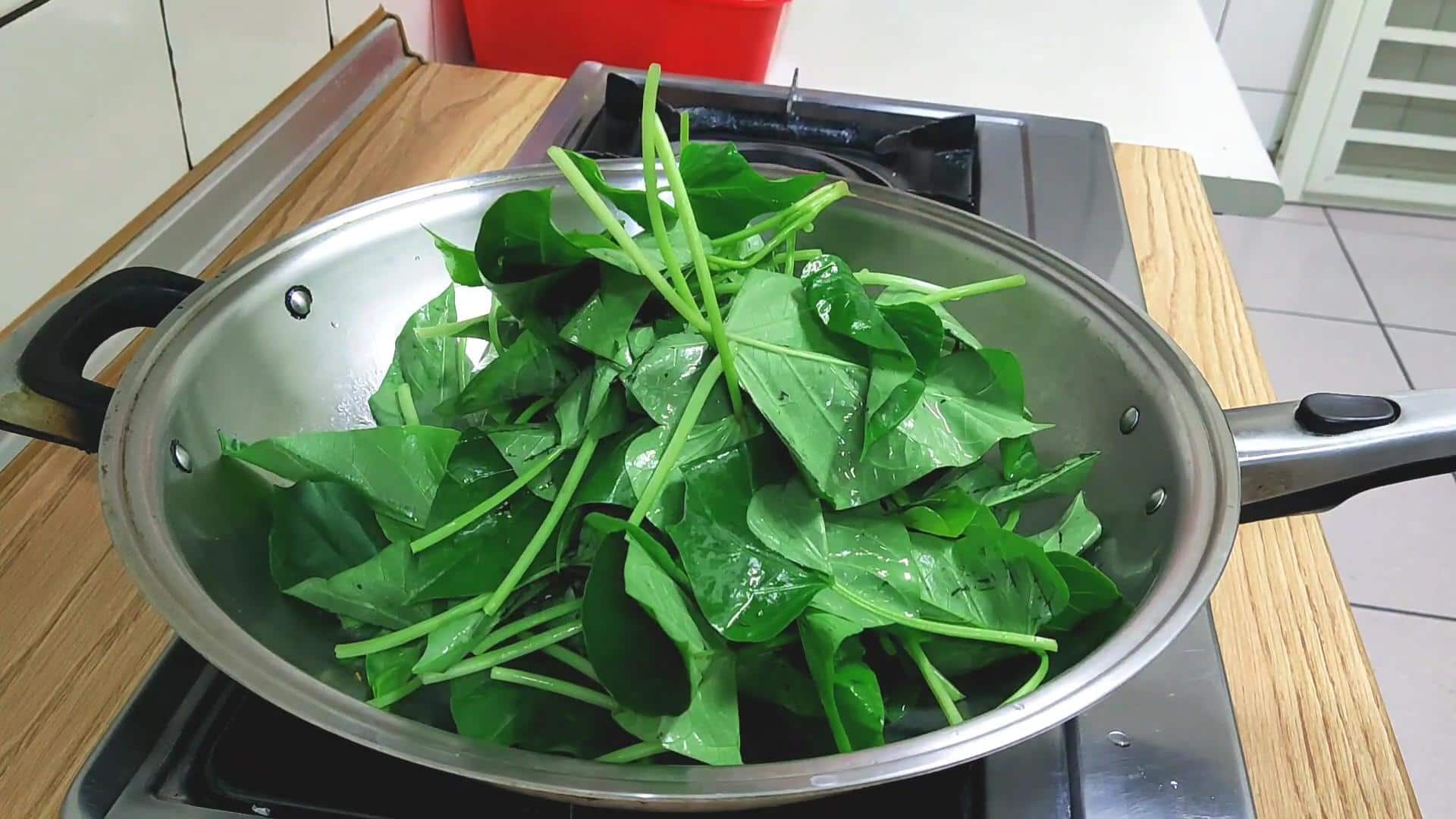 Kejutan Kuliner dari Daun Ubi Jalar