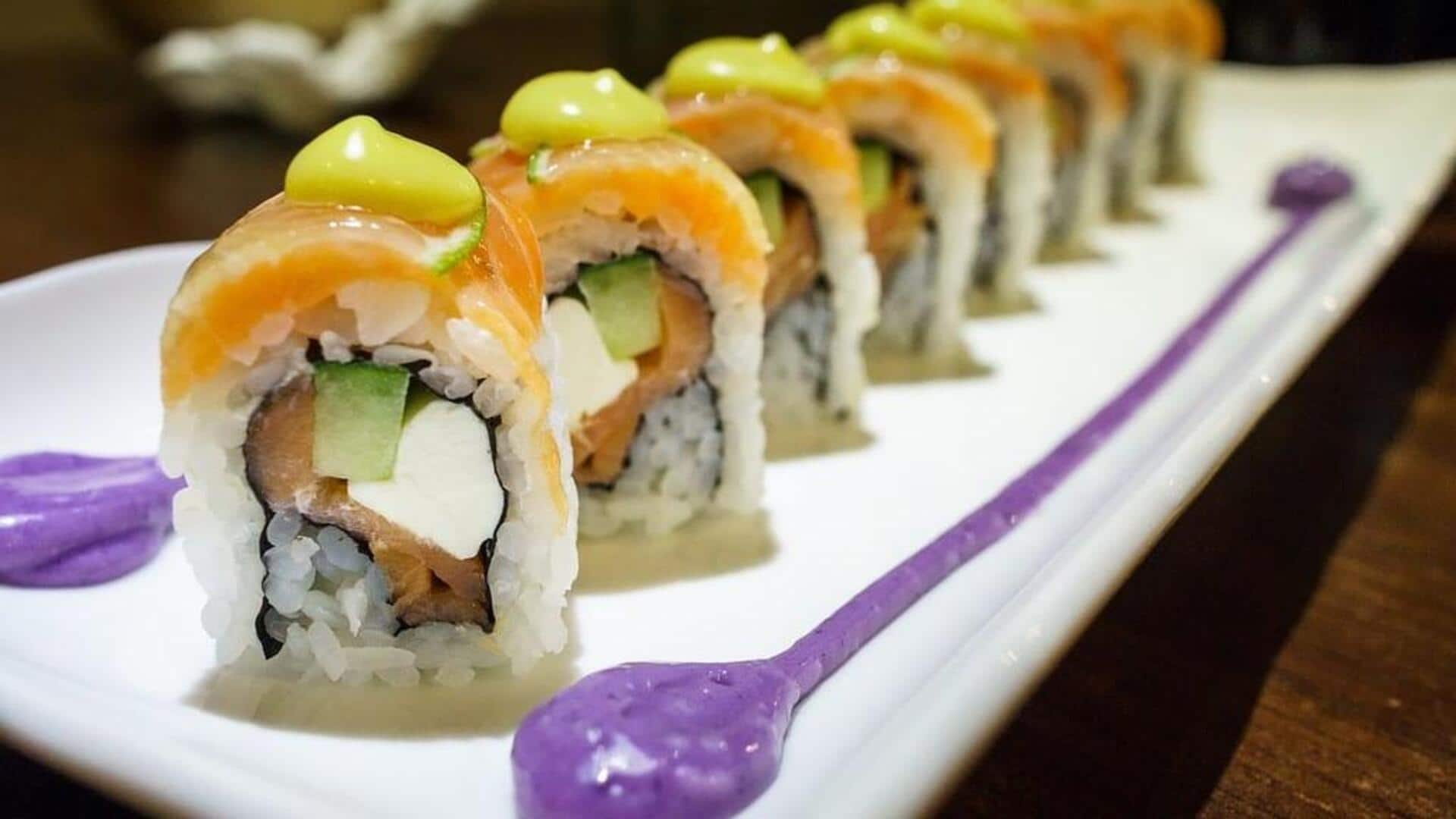 Sushi buah gulung untuk camilan ceria Sushi buah gulung untuk camilan ceria