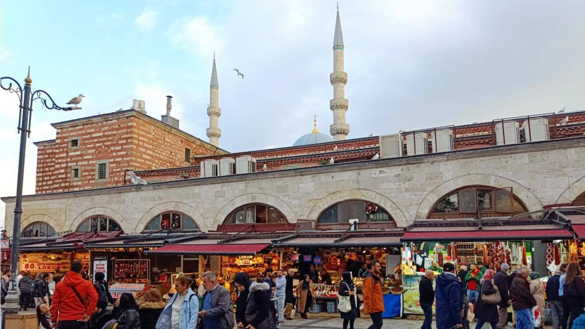 Menjelajahi Pasar-pasar Bersejarah Istanbul di Luar Tempat Wisata Menjelajahi Pasar-pasar Bersejarah Istanbul di Luar Tempat Wisata