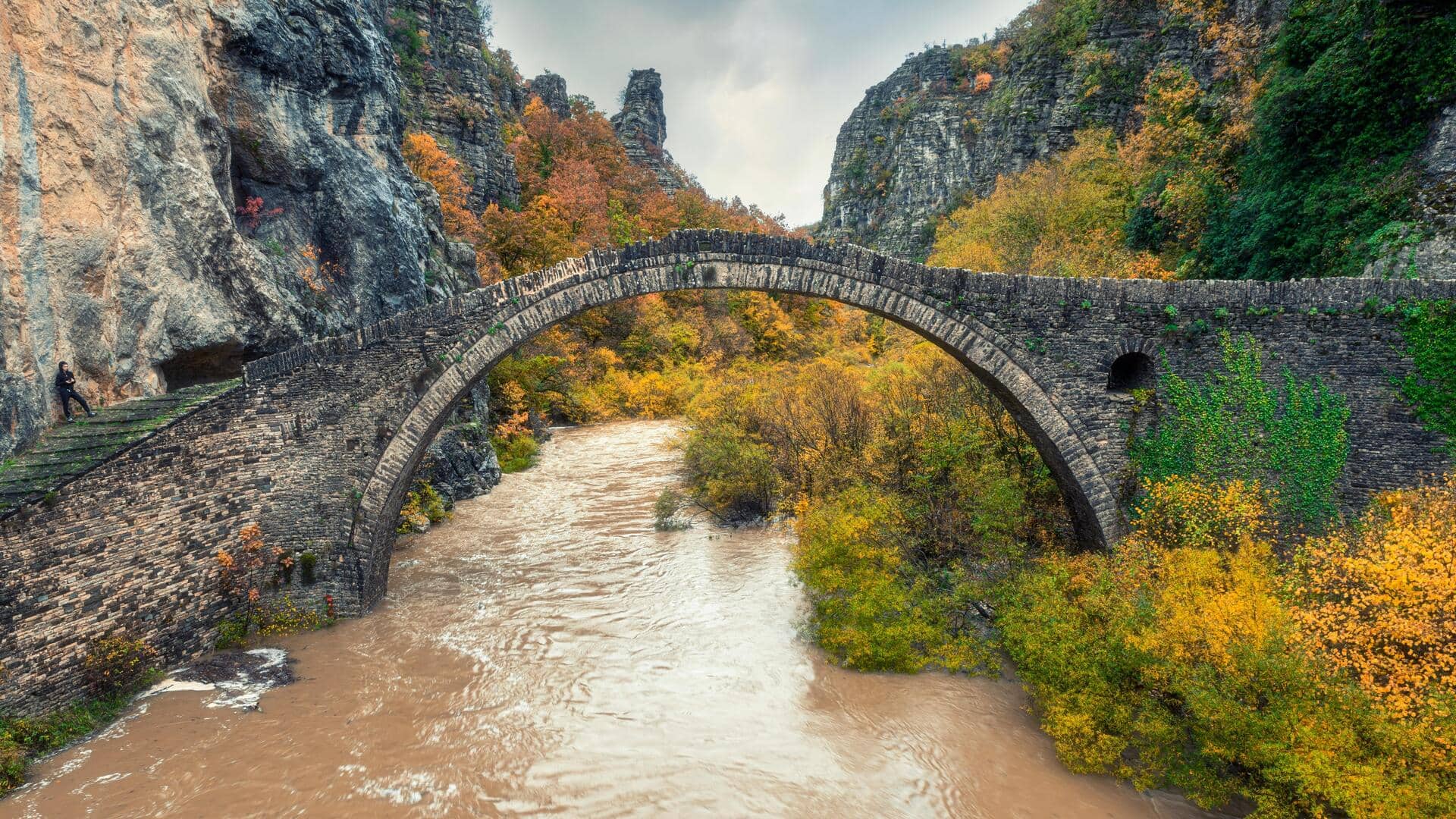 Menemukan Kedamaian di Desa Tersembunyi Yunani