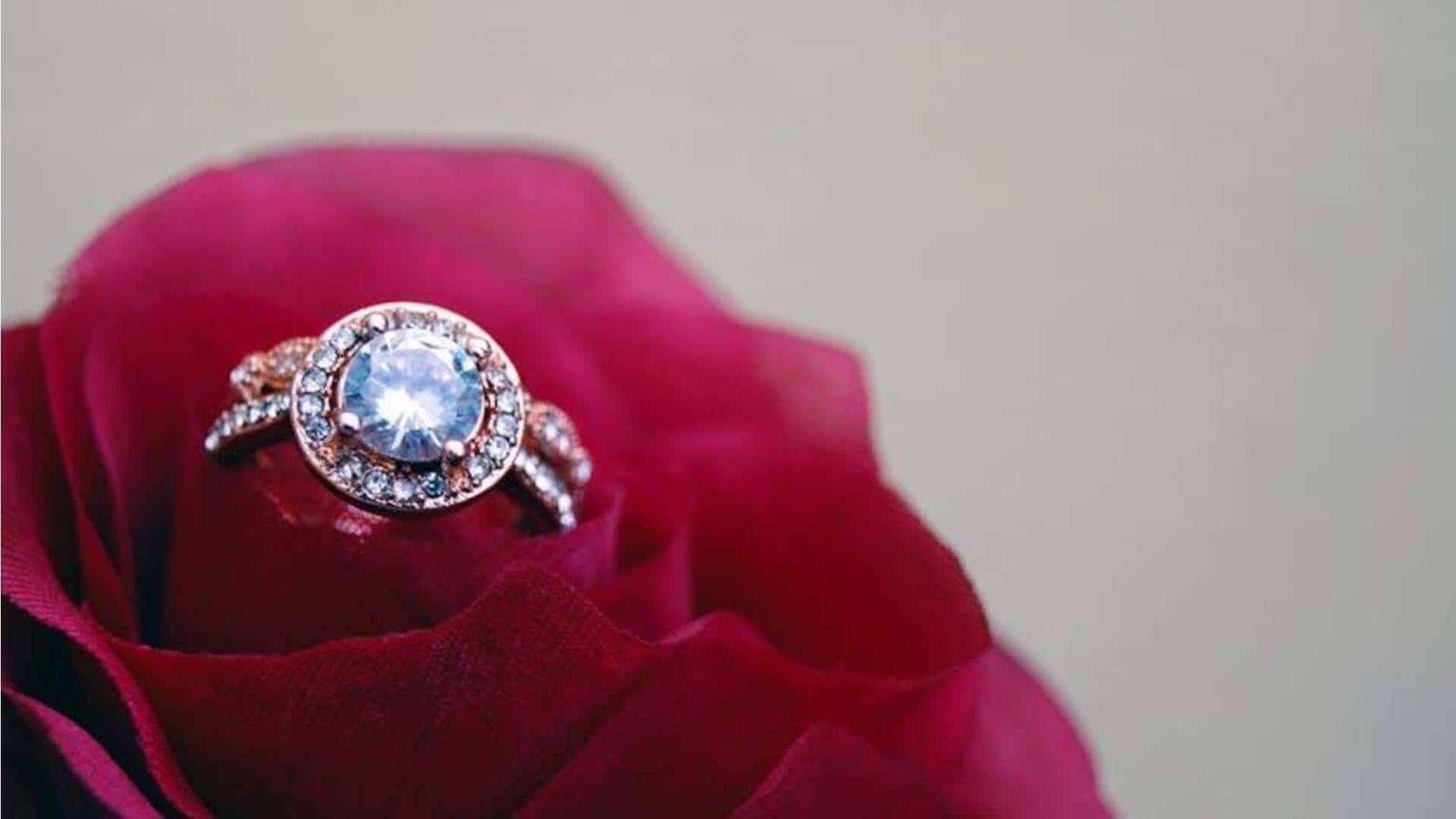 Kiat-kiat memilih cincin pertunangan berlian yang sempurna