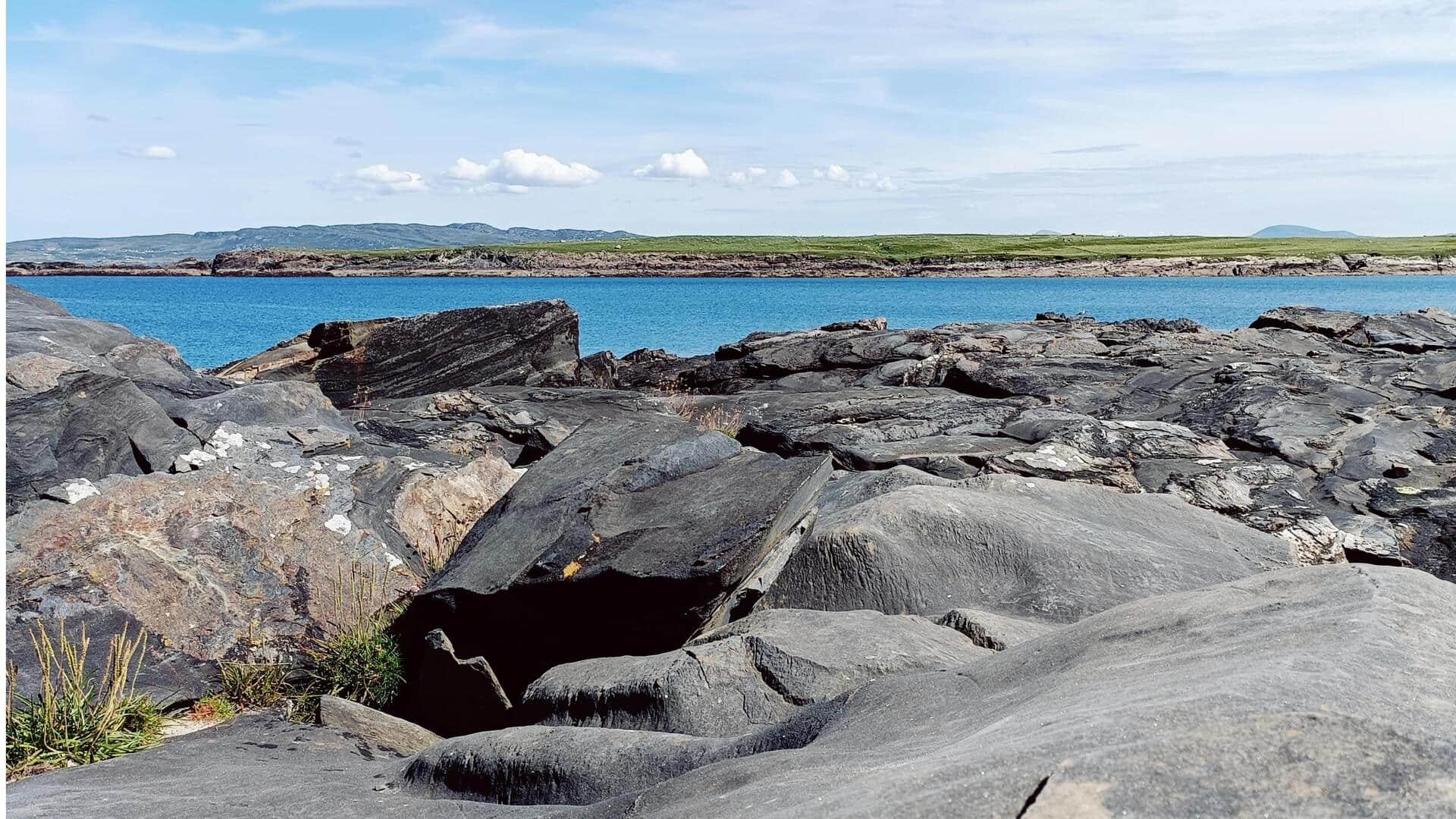 Menjelajahi Mercusuar Tersembunyi dan Pemandangan Pesisir Inishowen, Irlandia